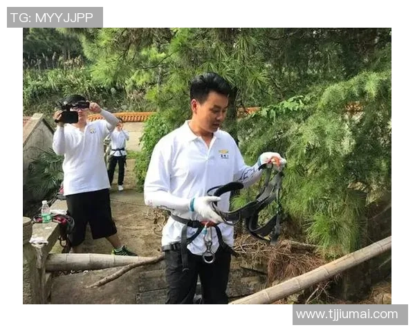 成都极限运动队战术之争引发热议运动员与教练的观点碰撞