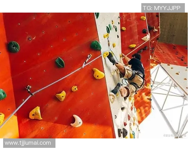 攀岩心理素质探讨：杭州攀岩队如何应对挑战与压力